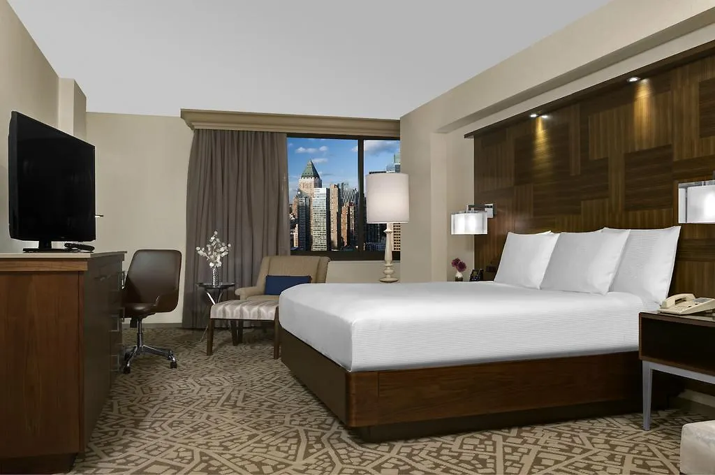 Hilton New York Times Square Hotel 4*,