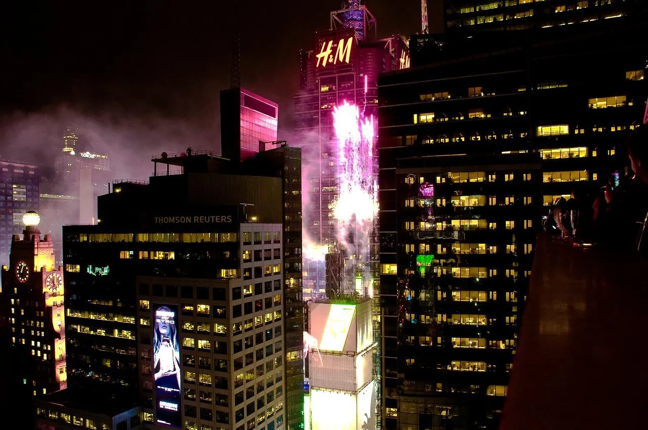 Hilton New York Times Square Hotel 4*,  United States