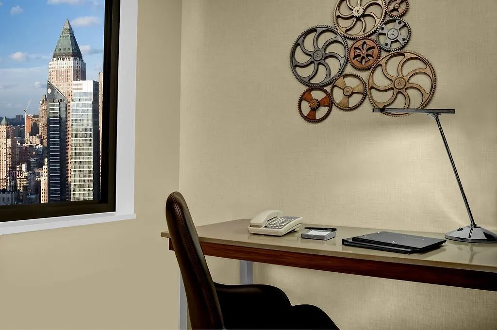 Hilton New York Times Square 호텔 4*,
